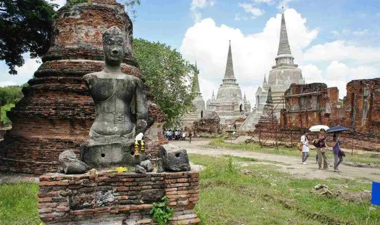 Excursión a las Ruinas de Ayutthaya